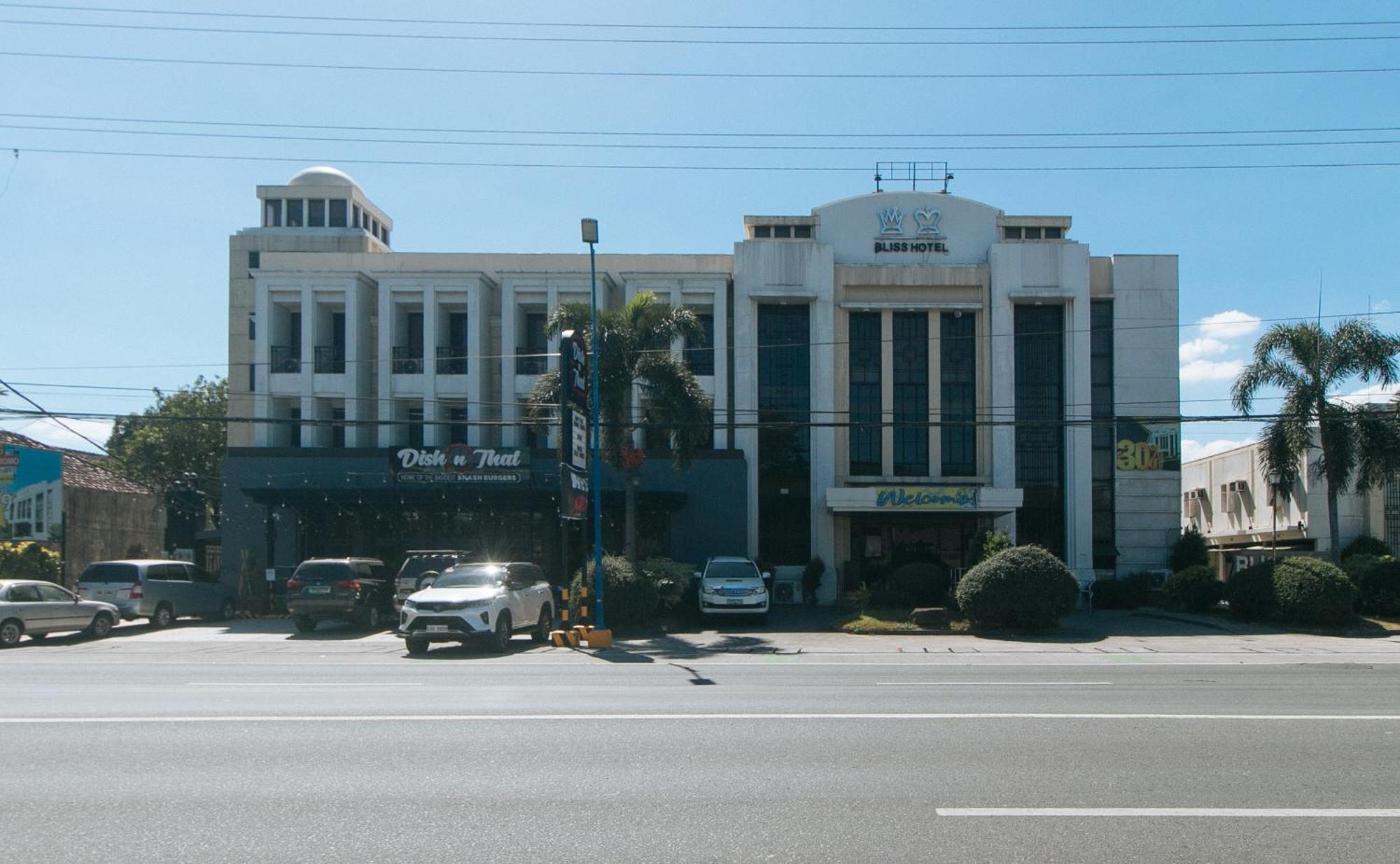Bliss Hotel San Fernando Pampanga City Εξωτερικό φωτογραφία